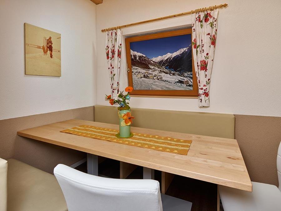 Hotel Haus Gritsch Sölden Esterno foto